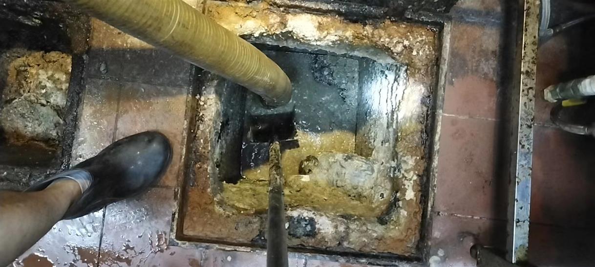 青岛污水池清理一般都有毒气，怎么预防中毒呢？